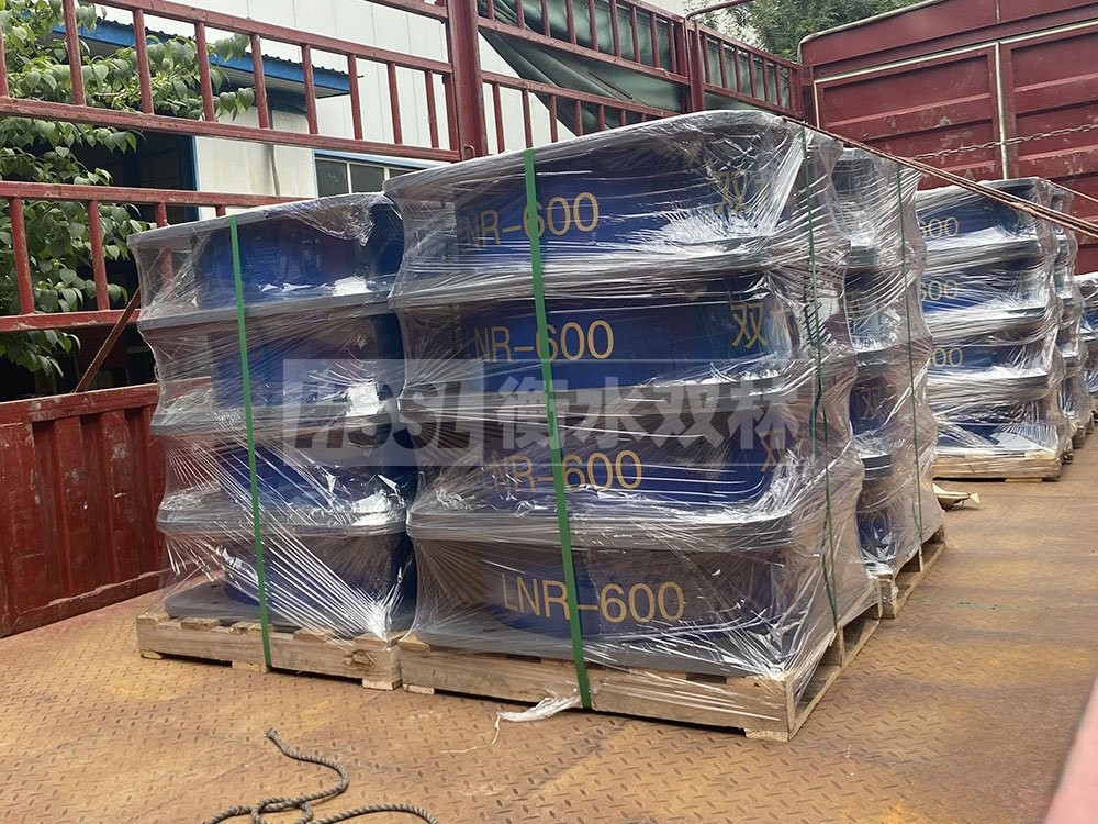 LNR900建筑隔震支座源头工厂 建筑工程用隔震支座多少钱 建筑隔震支座L800生产厂家