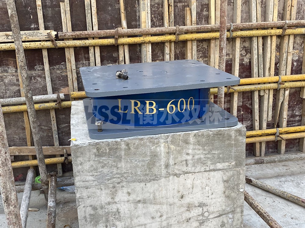 铅芯隔震橡胶隔震支座厂家电话 LNR1000天然隔震支座厂家电话 建筑抗震支座商家